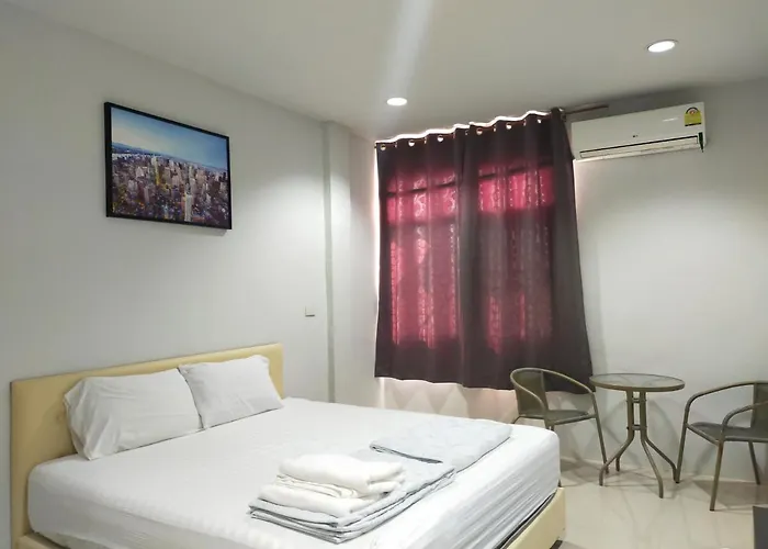 The Rooftop Residence กรุงเทพมหานคร